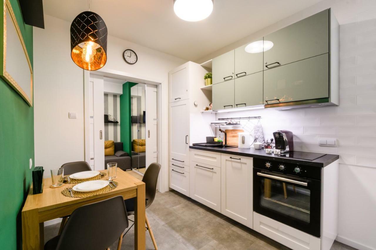Labo Apartment Dzialdowska ワルシャワ エクステリア 写真