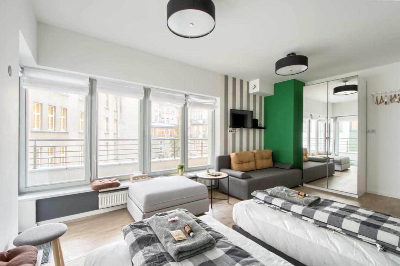 Labo Apartment Dzialdowska ワルシャワ エクステリア 写真